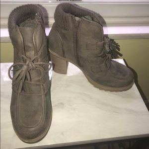 Mudd Booties With Heel